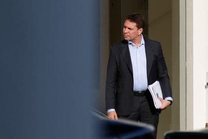 Alexandre Ramagem é preso nos EUA após fuga da Justiça brasileira