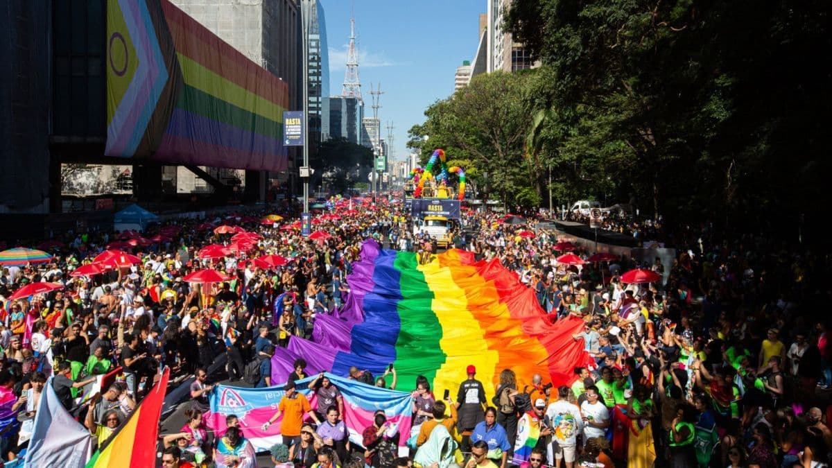 Parada LGBT+ em SP contará com 1,5 mil policiais para segurança