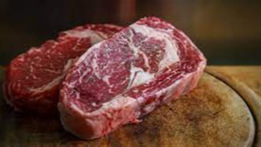 Produção de carne bovina atinge nível recorde em 2023, aponta Cepea