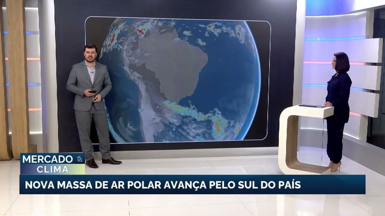 Nova frente fria traz geadas e ciclone afeta litoral gaúcho