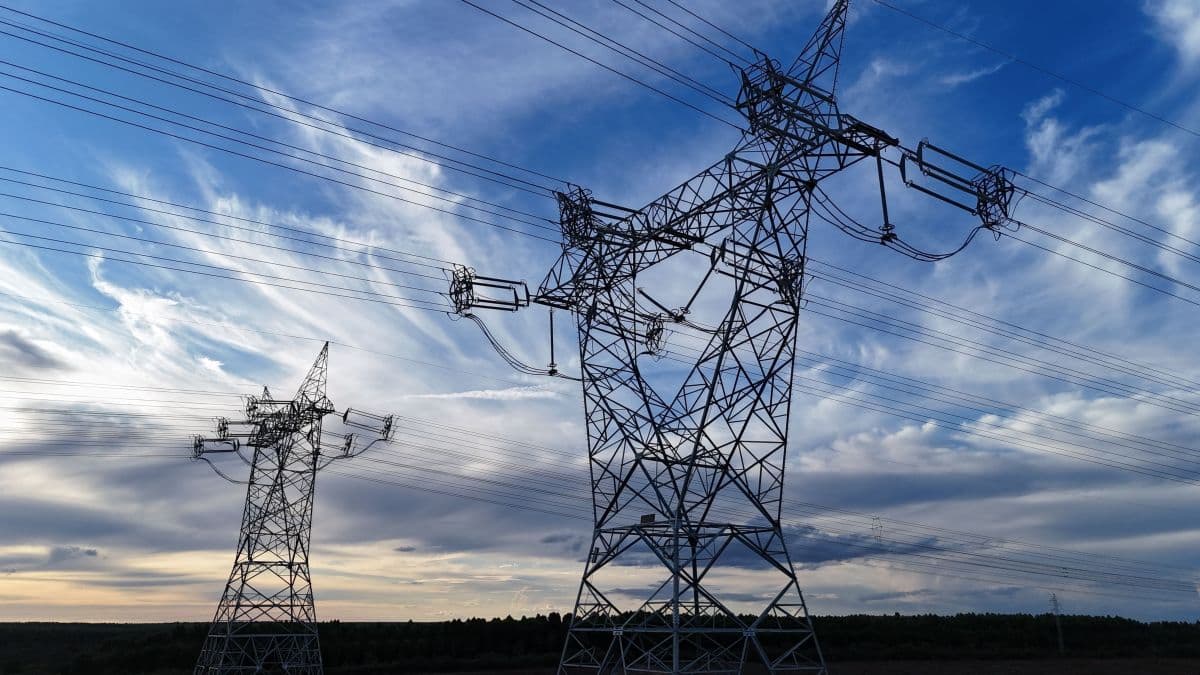 Aneel Realiza Leilão de Transmissão com Investimentos de R$ 3,3 Bilhões