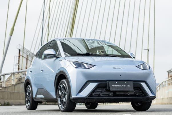 Crescimento de carros elétricos e híbridos no Brasil em 2026
