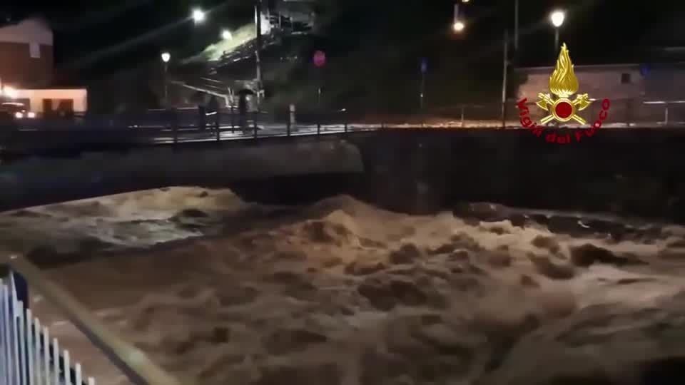 Alerta laranja em Lombardia por riscos de inundações
