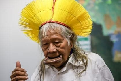Cacique Raoni apresenta melhora, mas permanece internado em UTI