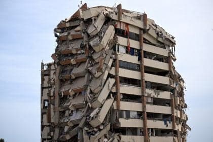 Governo da Venezuela restringe acesso a La Guaira após terremotos