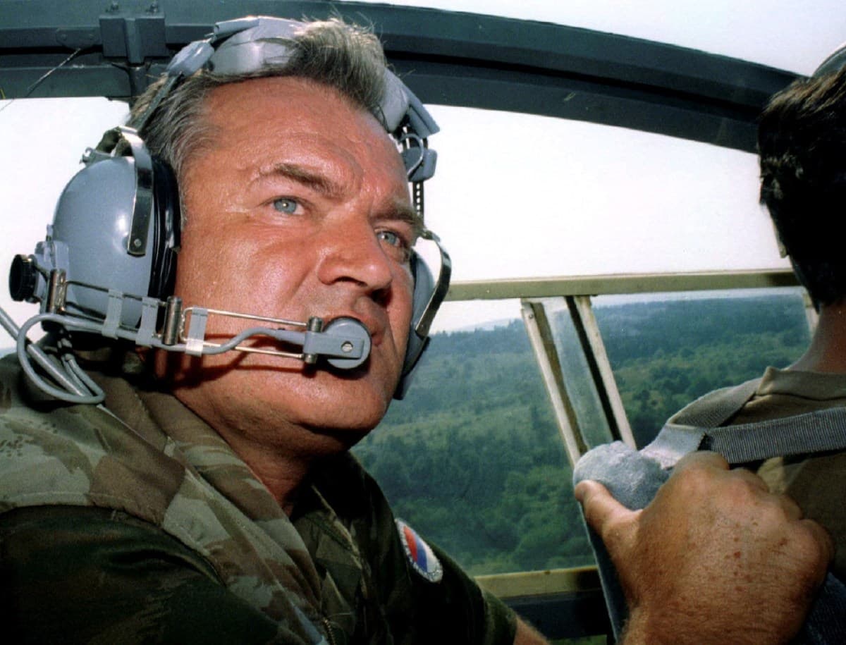 Ratko Mladić, Açougueiro da Bósnia, morre aos 84 anos na prisão