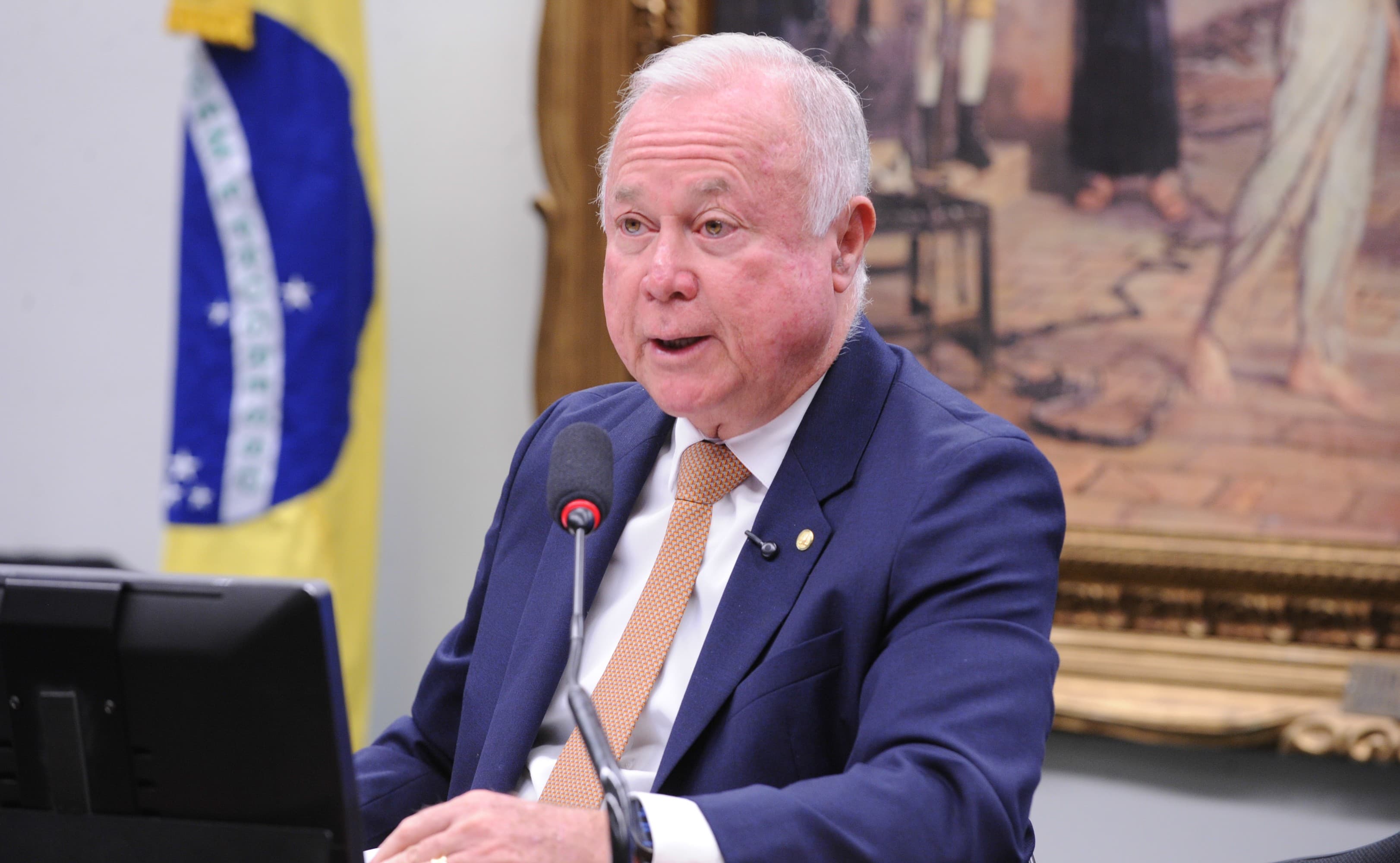 CCJ analisa PECs sobre jornada de trabalho 6x1 nesta quarta-feira