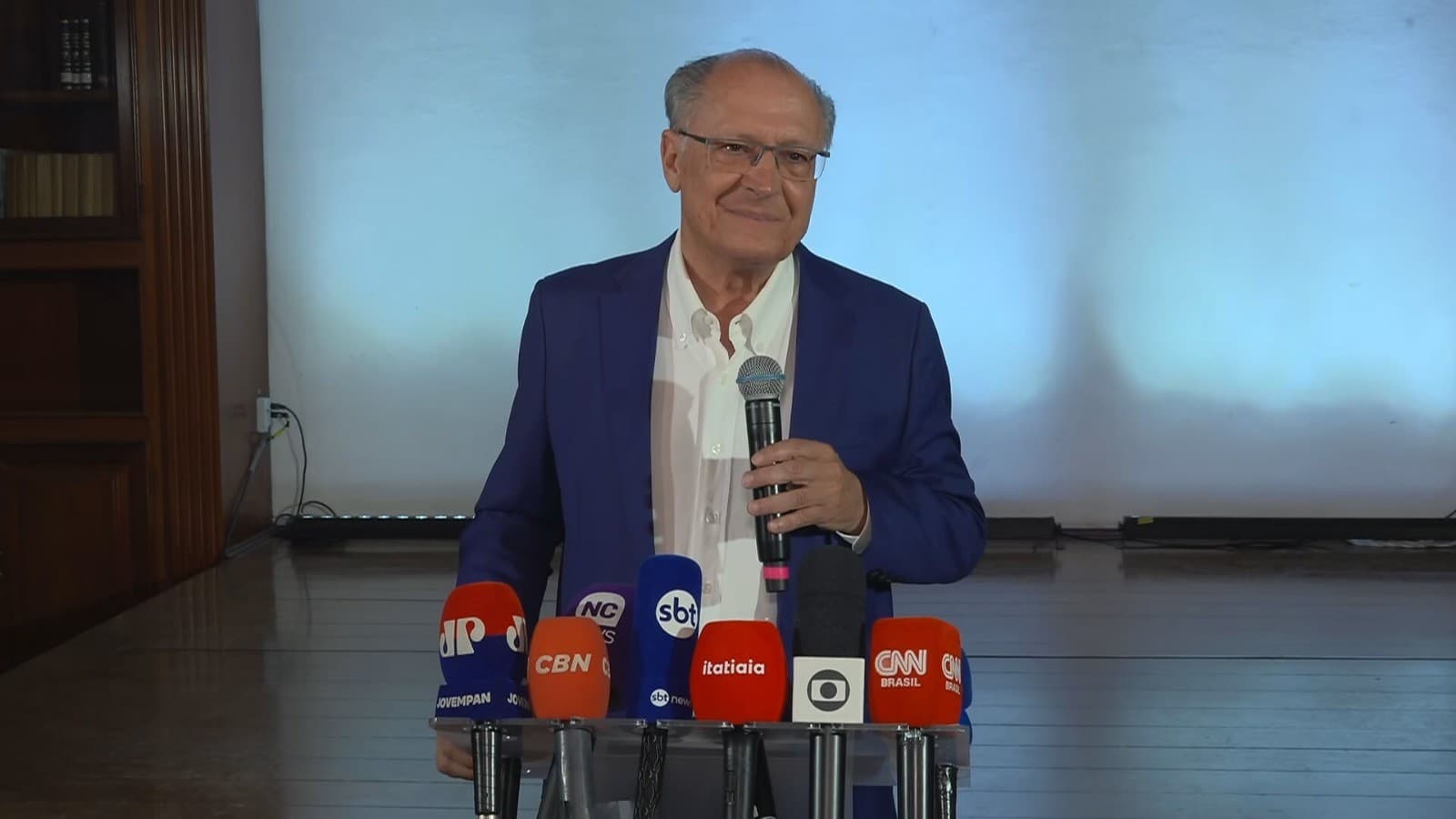 Geraldo Alckmin é reeleito vice-presidente na chapa de Lula