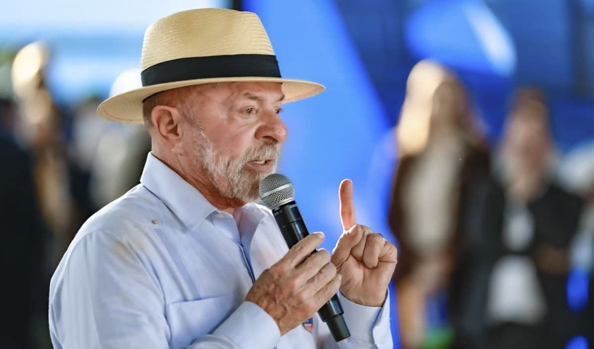Lula pede a Trump que não interfira nas eleições brasileiras de 2026