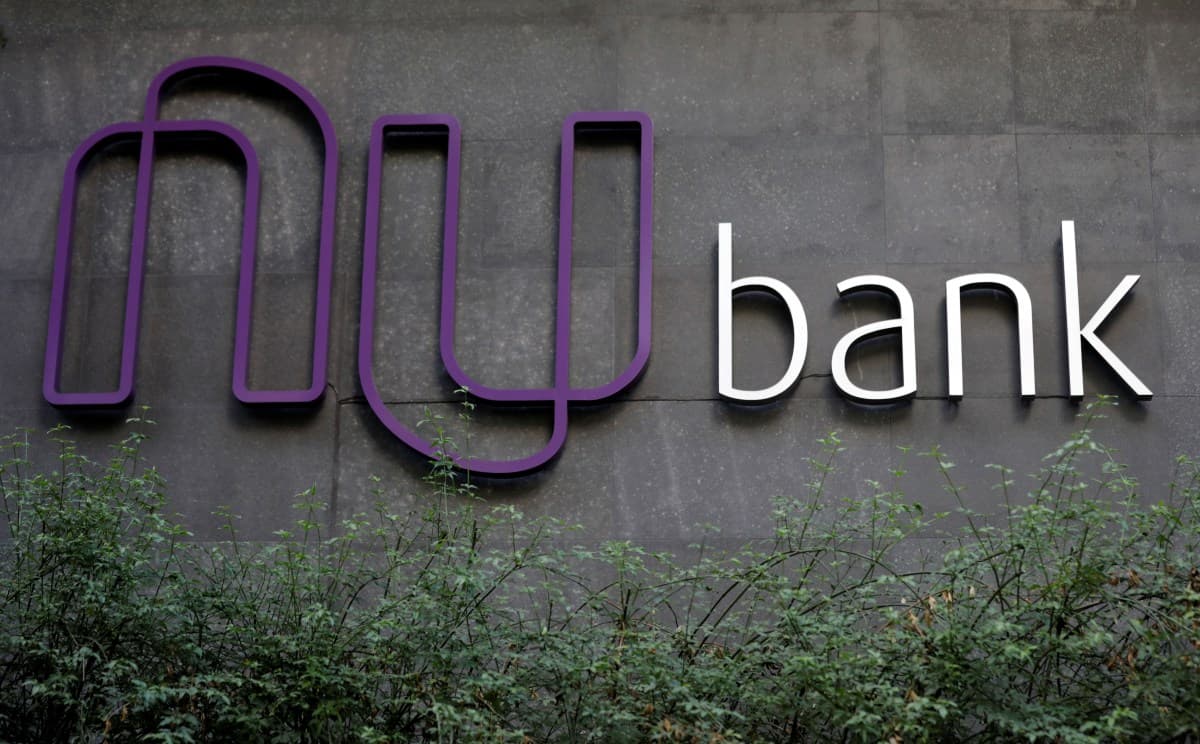 Eric Young deixa Nu Holdings, mas permanece até novembro para transição