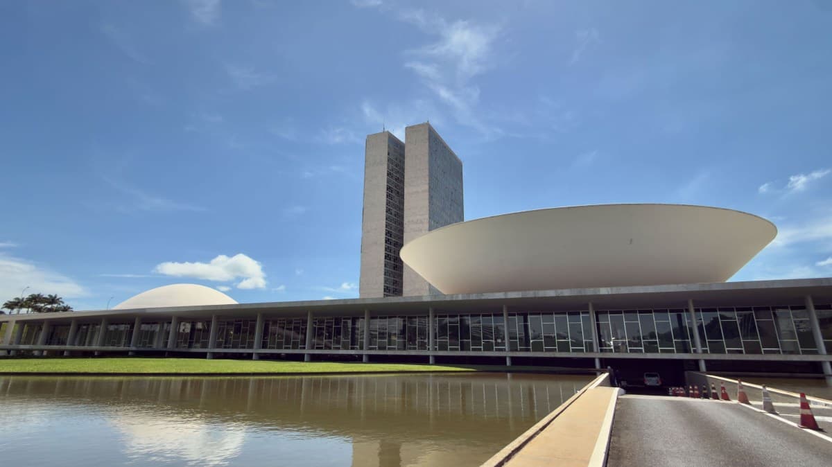 Roseana Sarney lidera pesquisa para Senado no Maranhão, mas há empate técnico