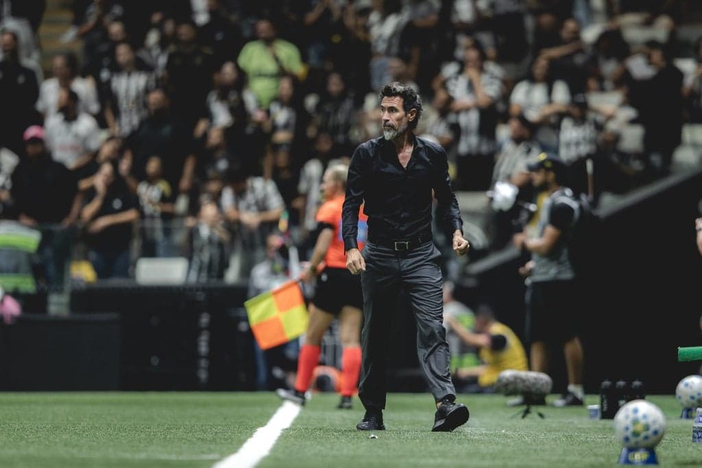 Atlético-MG mostra evolução no Brasileirão sob comando de Eduardo Domínguez