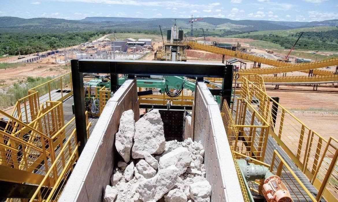 PLS investe US$ 37,5 milhões em lítio em Minas Gerais