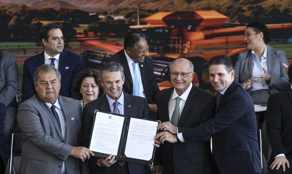 Críticas ao Plano Safra 2026/27 revelam preocupações do setor agrícola