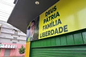 Senador Flávio Bolsonaro e as Rotas de Fuga de Foragidos
