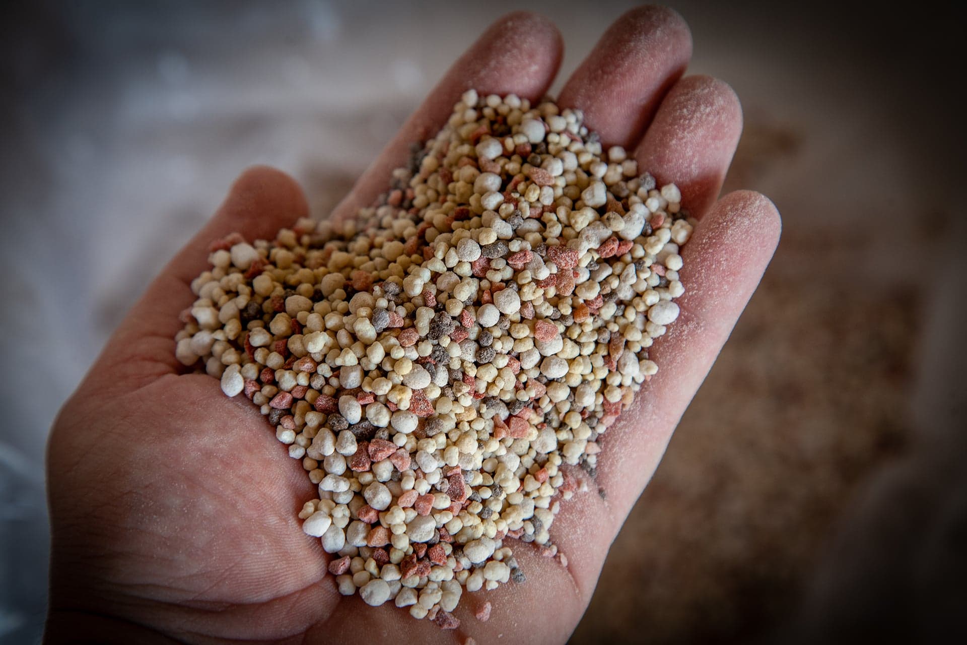 Agricultores nos EUA lutam para comprar fertilizantes suficientes