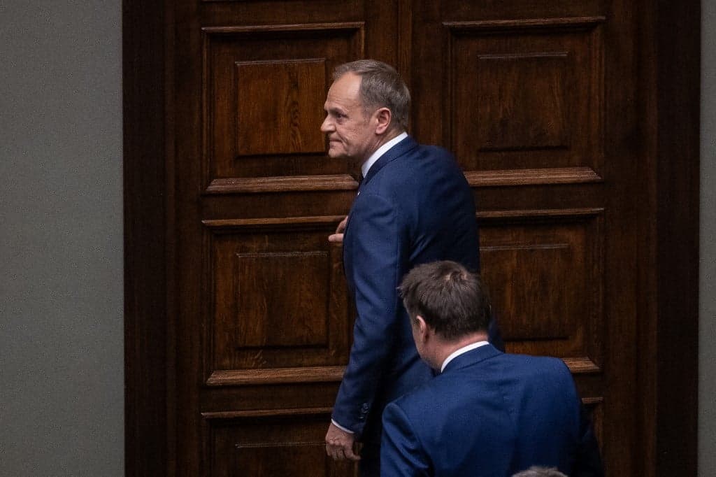 Parlamento da Polônia vota propostas para flexibilizar leis de aborto