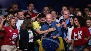 Cenário Político e o Futuro: Reflexões da Senadora sobre o Pé de Meia