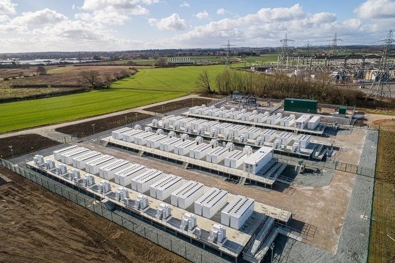 Uso de baterias pode reduzir cortes de geração de energia no Brasil