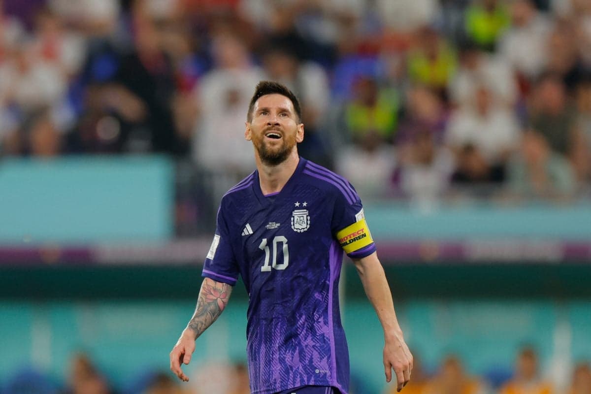 Universidade de Buenos Aires concederá título a Lionel Messi