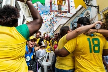 Copa do Mundo traz aumento de clientes para bares e restaurantes
