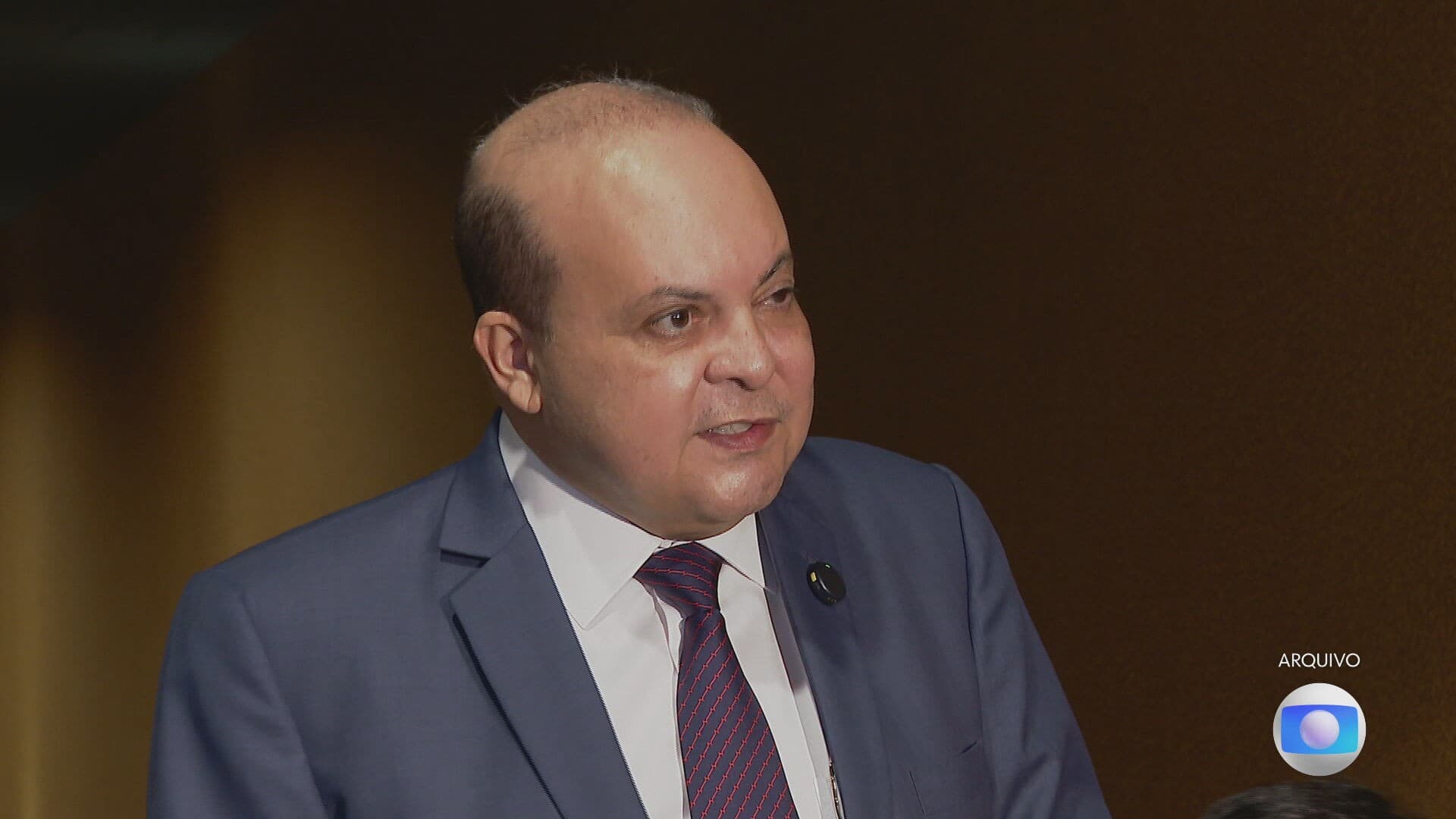 Celina Leão assume governo do DF diante de crise no BRB deixada por Ibaneis Rocha