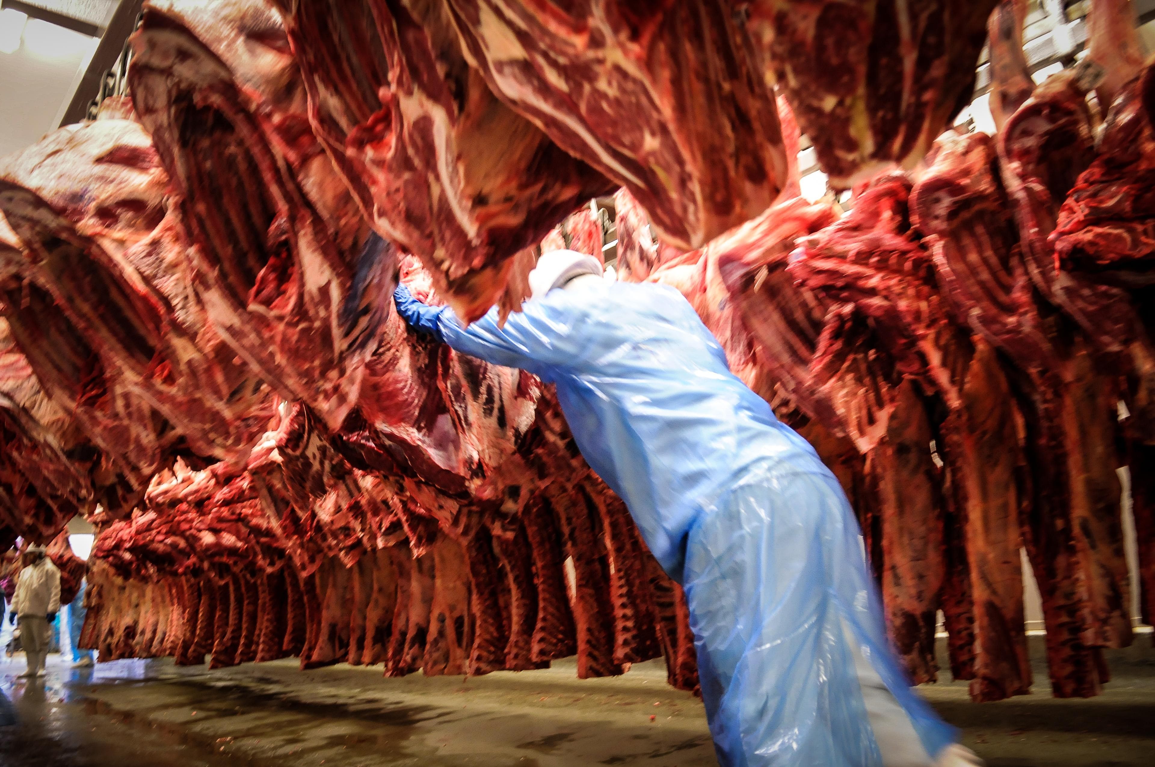 Demanda por carne bovina brasileira cai devido a quotas da China