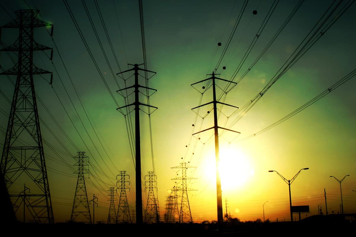 Lula regulamenta atendimento emergencial de energia até 2030