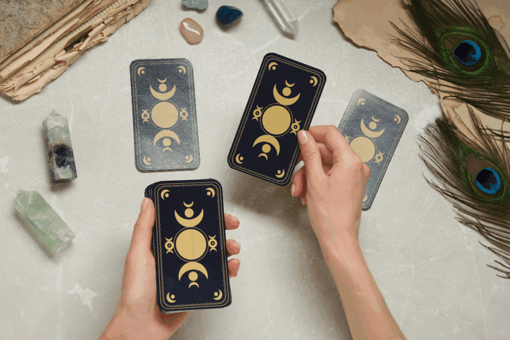 Outubro é Mês de Reflexão e Oportunidades para Leitura de Tarot