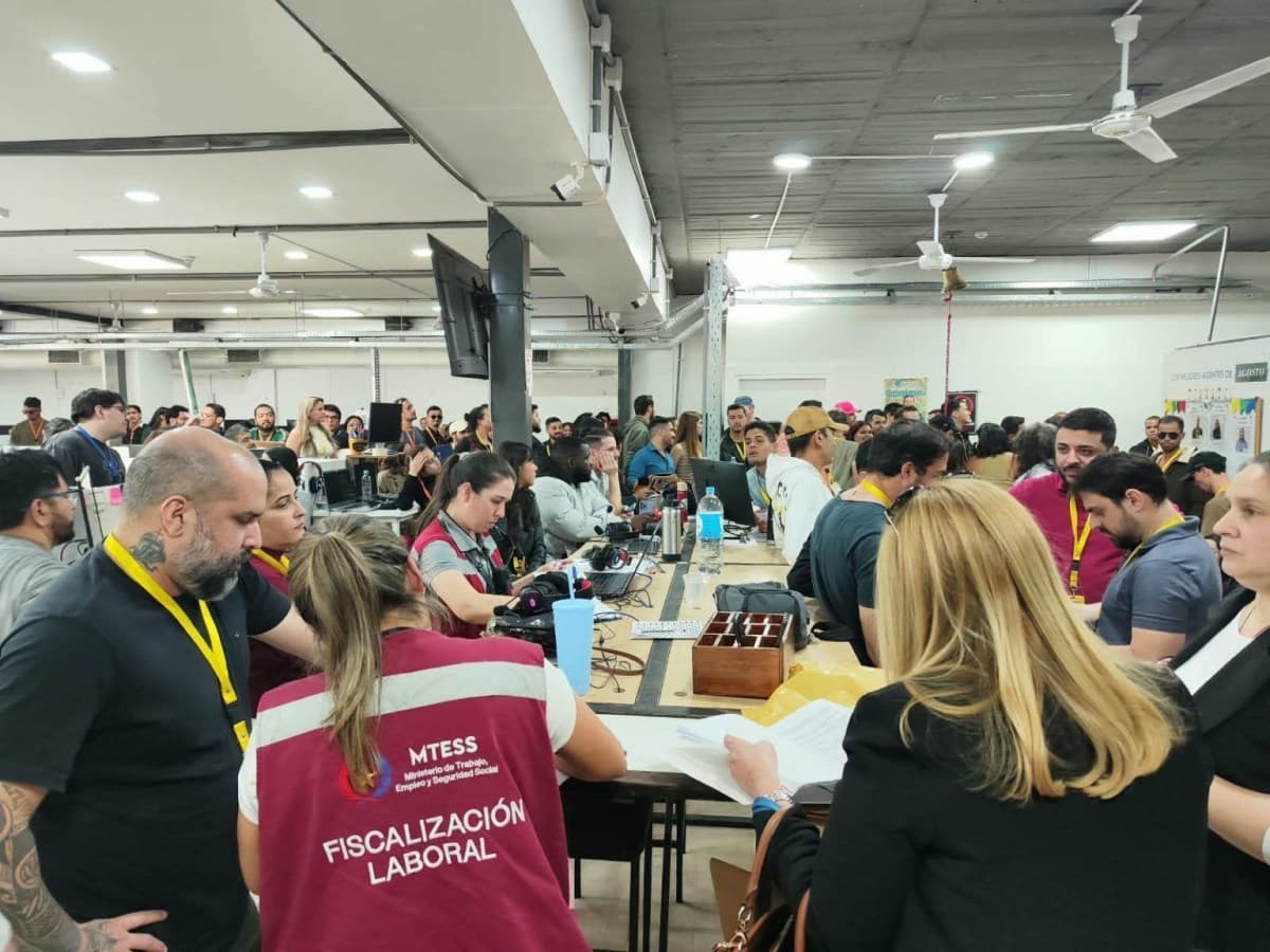 Operação Dignidade resgata 200 brasileiros em call center no Paraguai