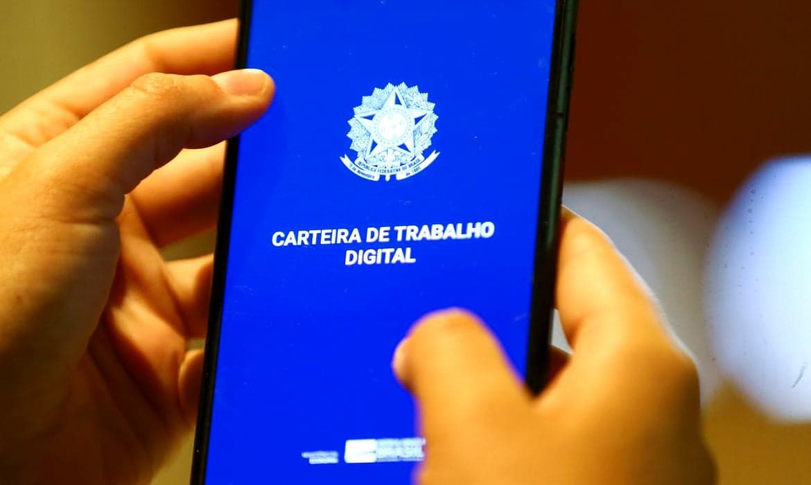 PEC para reduzir jornada de trabalho avança na Câmara dos Deputados