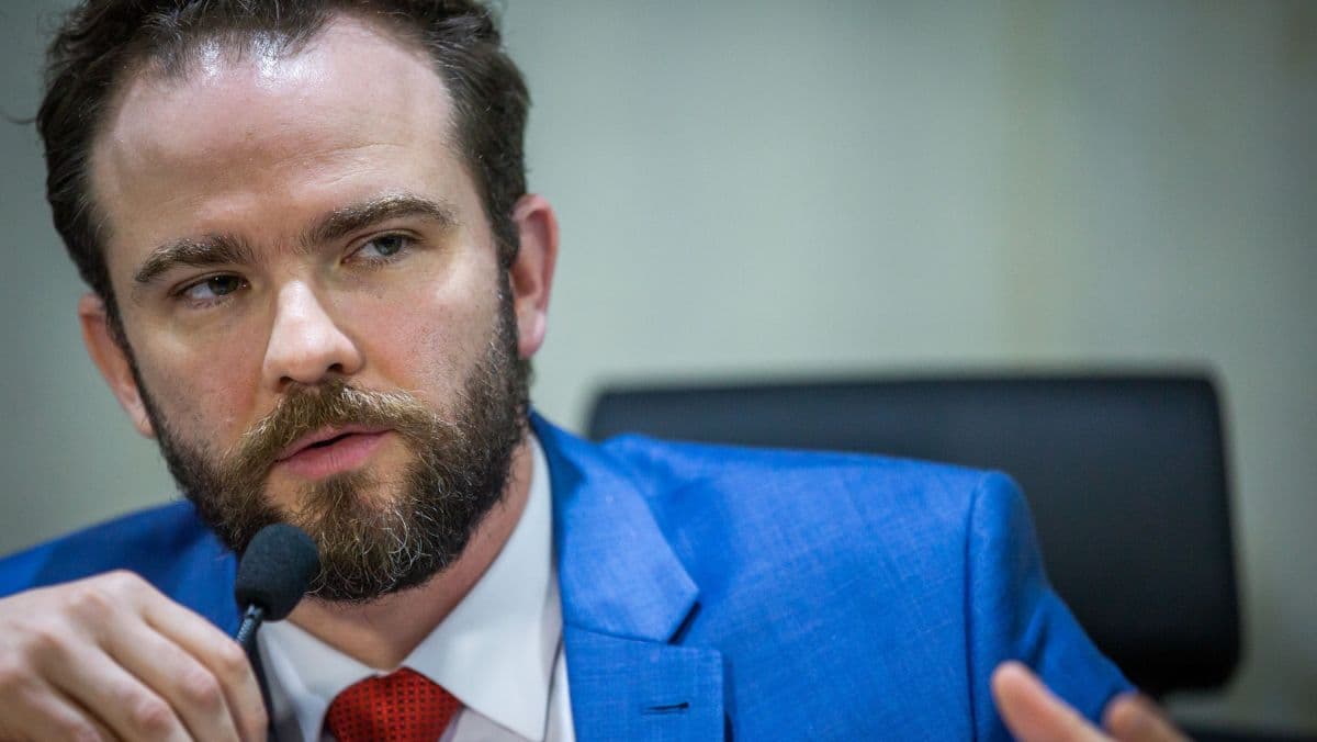 Ministro Dario Durigan debate redução de jornada de trabalho