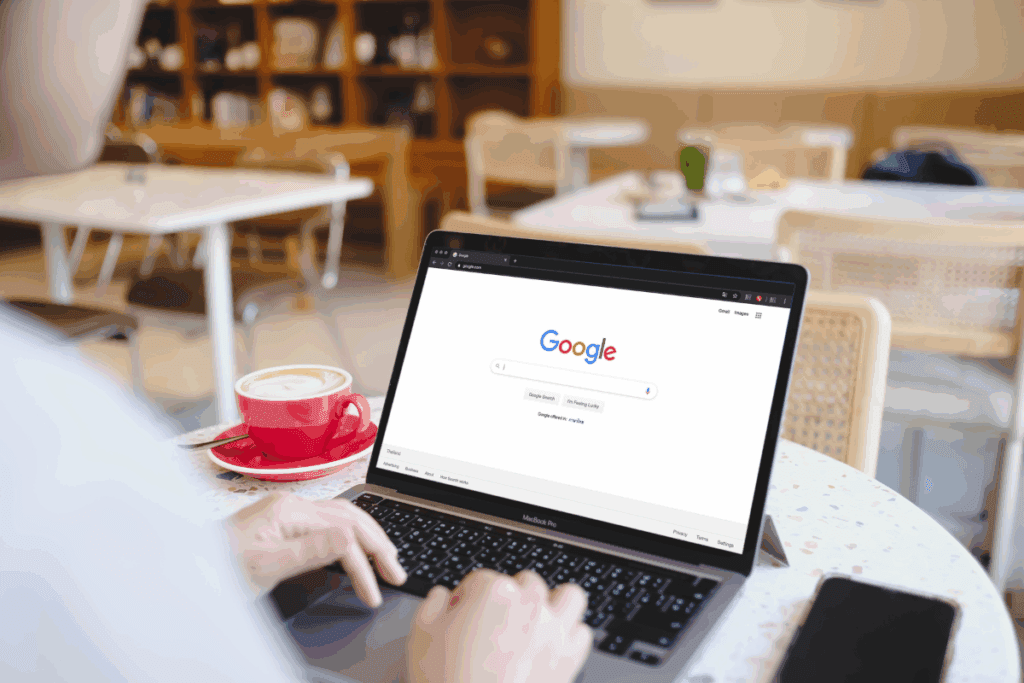 Cuidado com autodiagnóstico: médicos alertam sobre riscos da internet