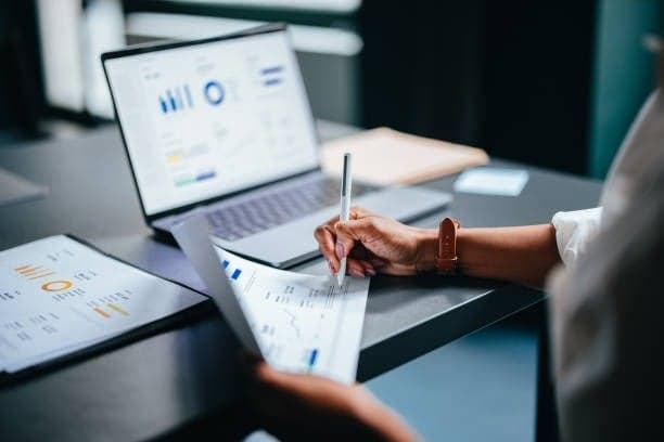 Previsão financeira é desafio para 81% dos pequenos empreendedores