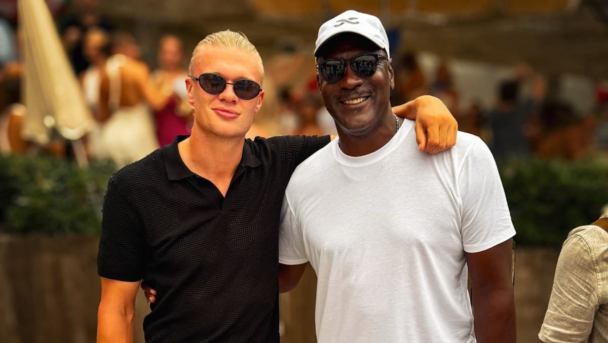 Haaland encontra Michael Jordan durante férias na Europa