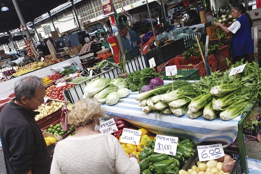 Preços dos alimentos caem e inflação recua para 0,16% em junho