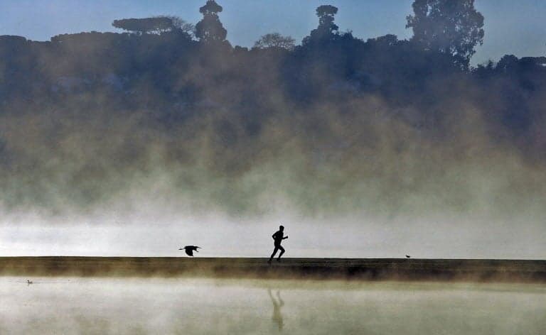 Frente fria provoca queda de temperaturas e chuvas no Sul do Brasil
