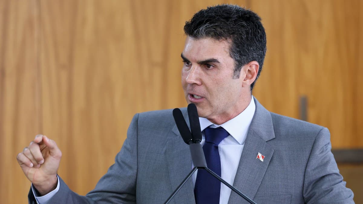 Aprovação de Helder Barbalho chega a 66% entre eleitores no Pará