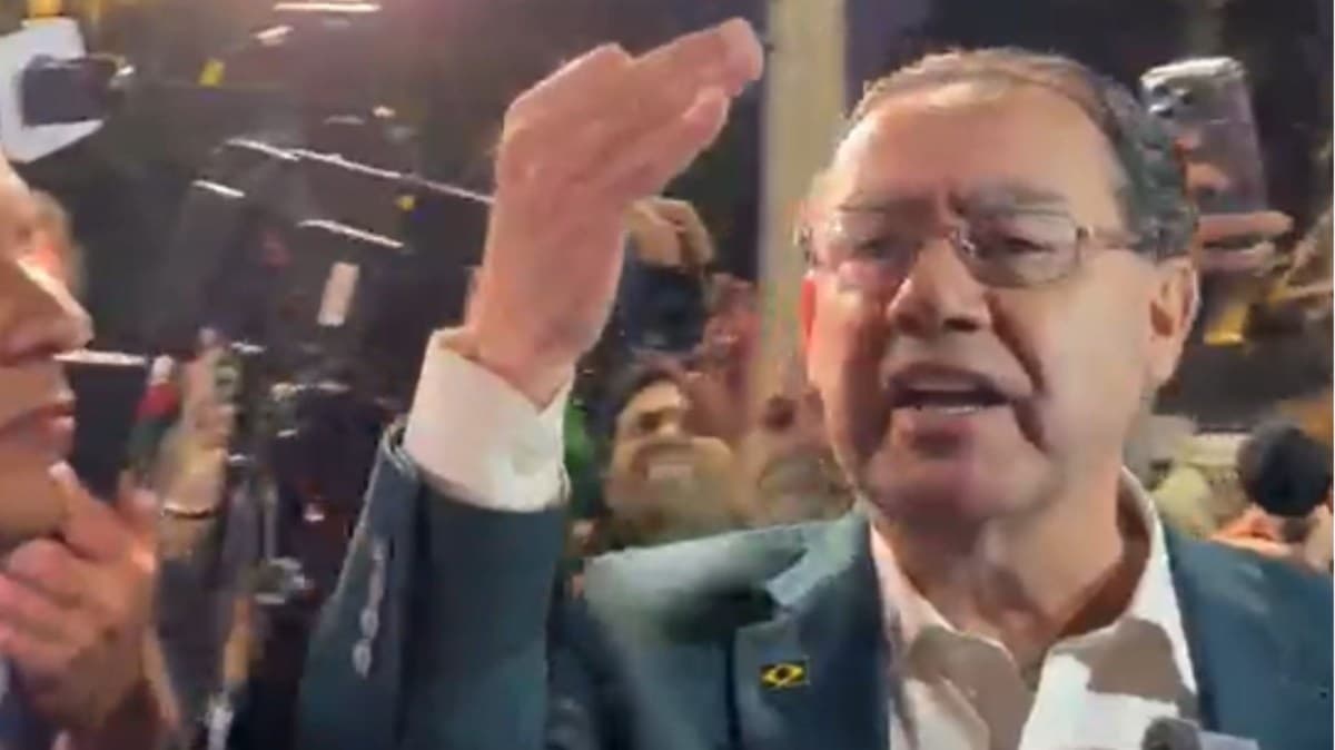 Augusto Cury desiste de debate presidencial e gera críticas