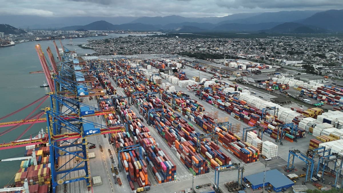 APS firma acordo para encerrar litígio sobre tarifas no Porto de Santos