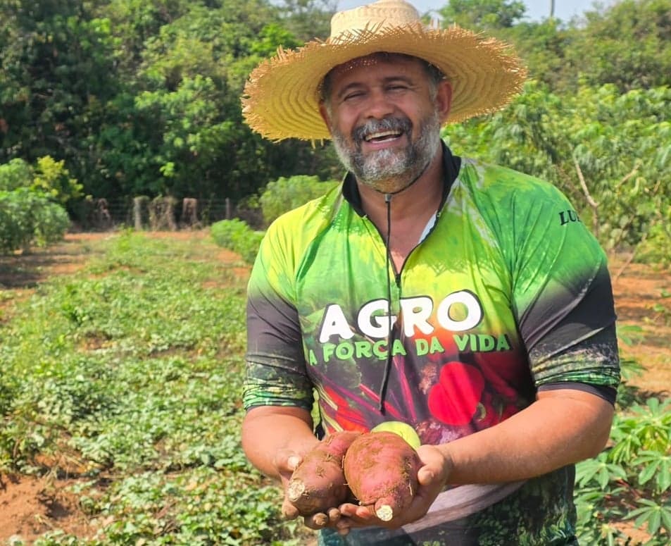 Engenheiro agrônomo Isnael Nonato inova nas redes sociais com dicas de cultivo