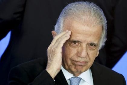 Ministro da Defesa vai a Caracas apoiar vítimas de terremotos