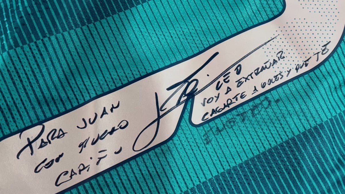 Juan Musso compartilha dedicatória especial de Messi após despedida