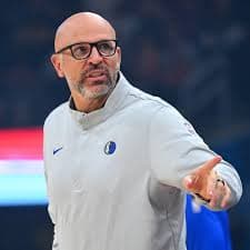 Jason Kidd assume comando do Mavericks na NBA