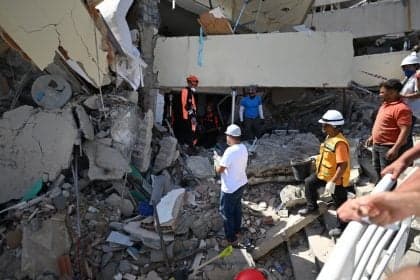 Venezuela enfrenta crises após terremotos que mataram 1.700