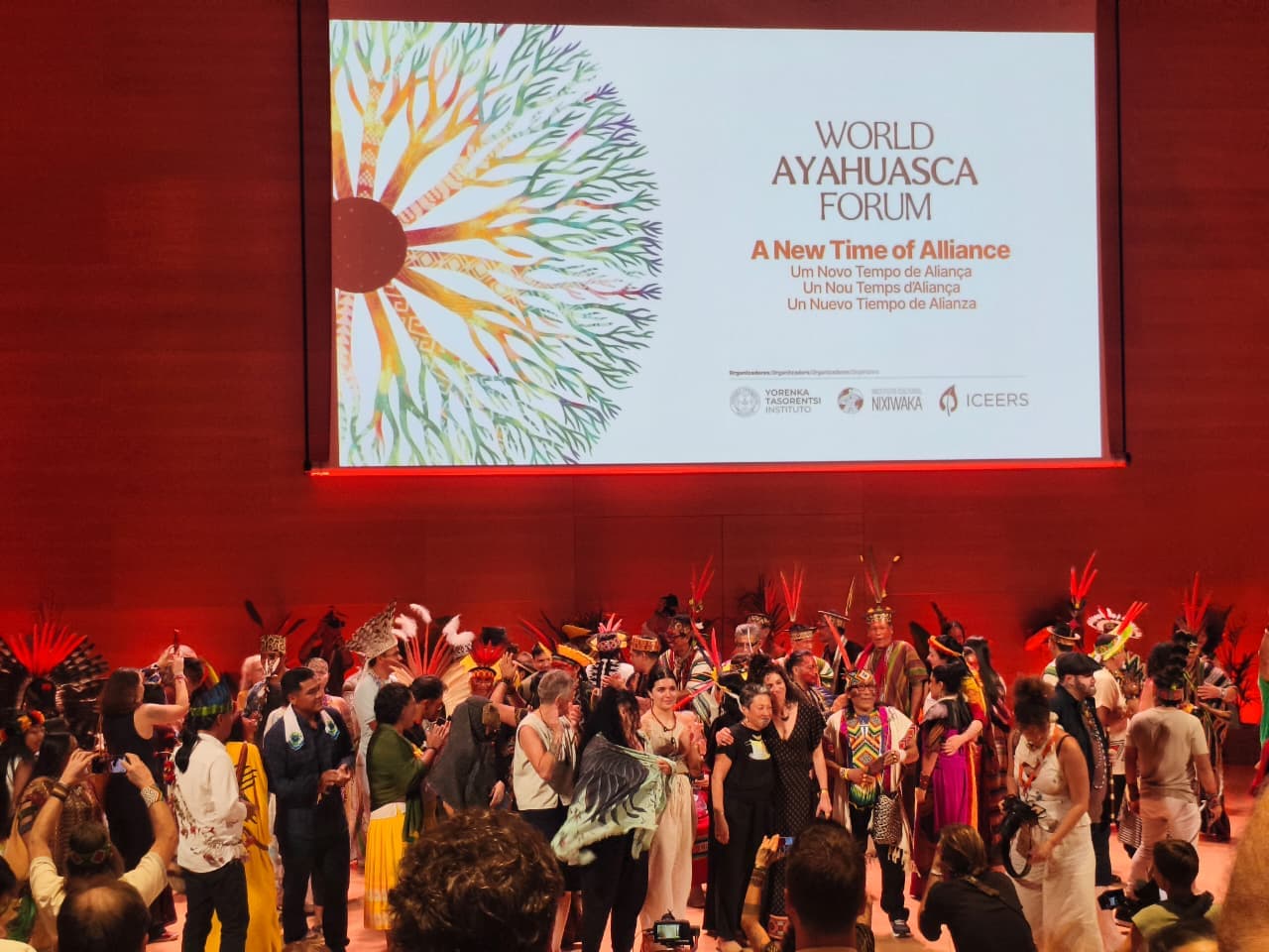 Fórum Mundial da Ayahuasca debate regulação e direitos indígenas