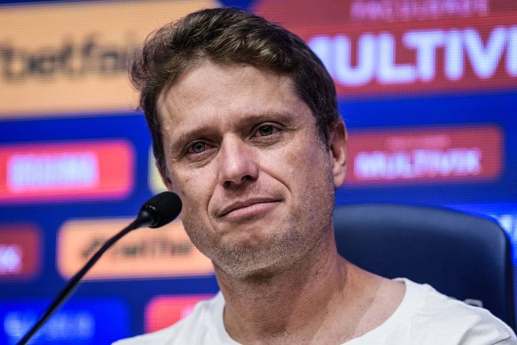 Coritiba demite Fernando Seabra e chega a 20 trocas de técnicos no Brasileirão