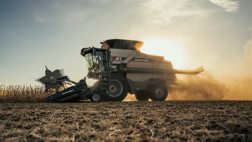 Massey Ferguson lança colheitadeira Gleaner no Brasil em 2026