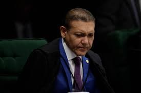 andre marinho promove mudanças na participação de candidatos em debates