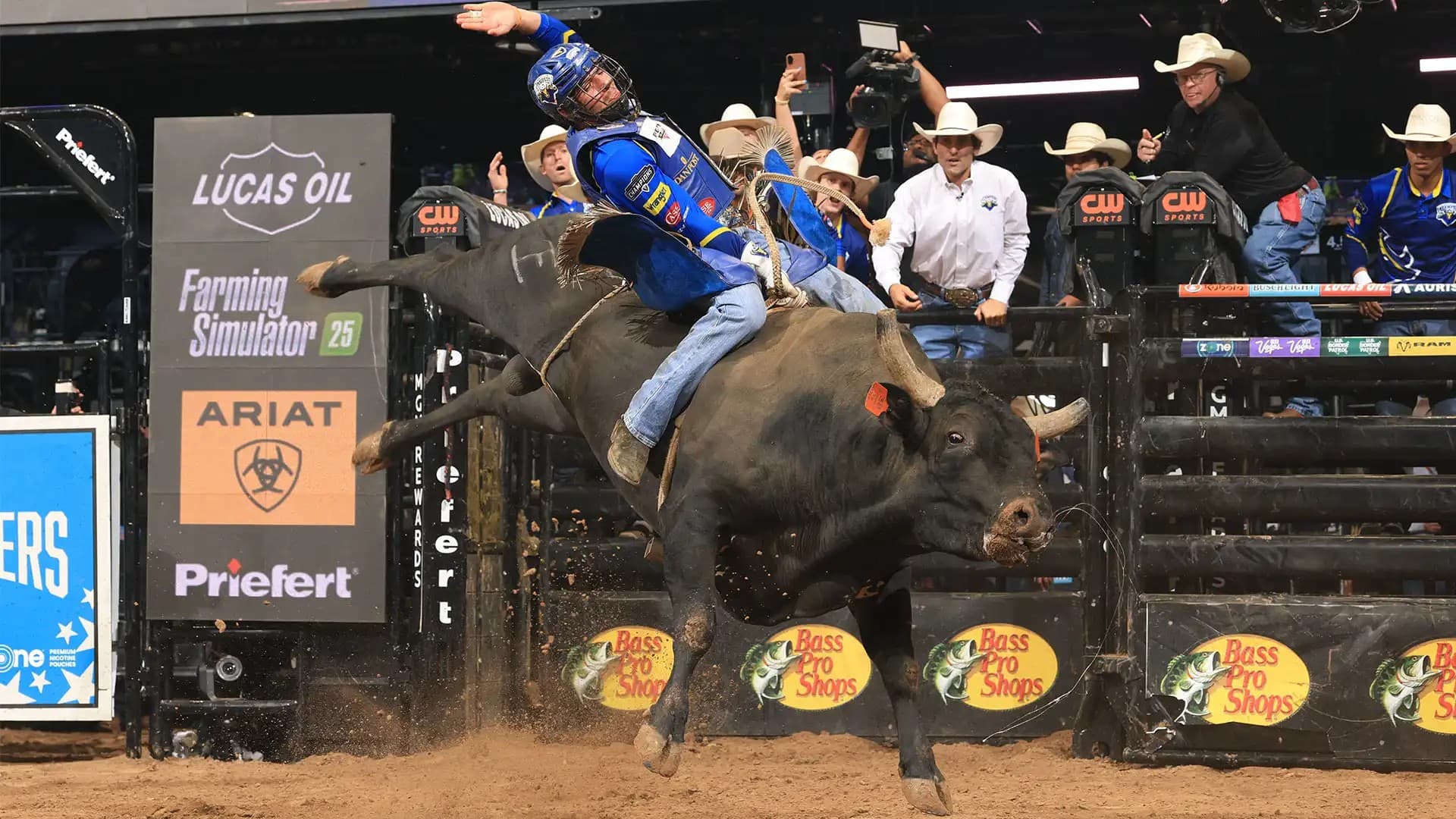 Nashville Stamped lidera PBR com vitória impressionante